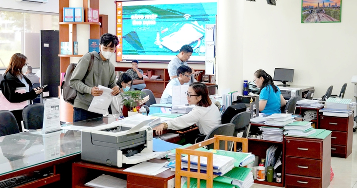 Chuẩn bị để từ 1-7 ngồi nhà làm giấy tờ - Ảnh 1. làm giấy tờ - Ảnh 1.