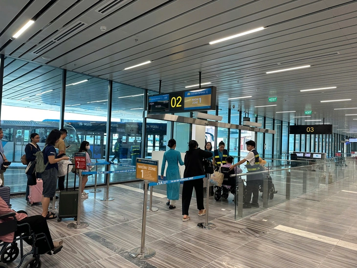 Vietnam Airlines - Ảnh 1.