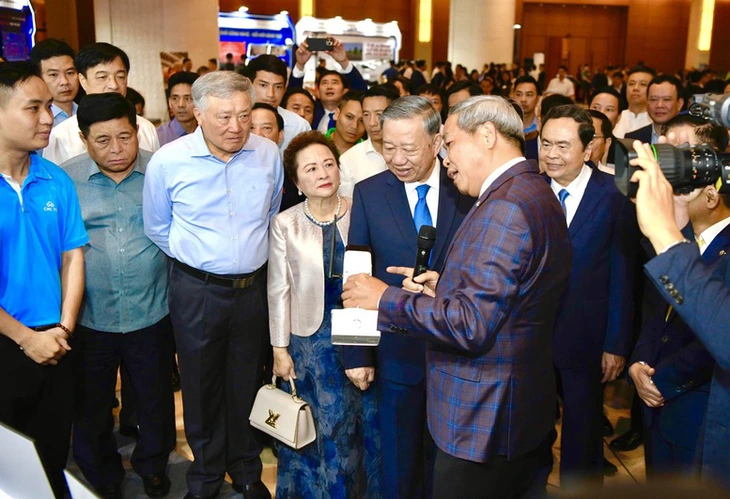 Toàn văn phát biểu của Tổng Bí thư tại Hội nghị quán triệt nghị quyết của Bộ Chính trị - Ảnh 7. Tổng Bí thư - Ảnh 4.