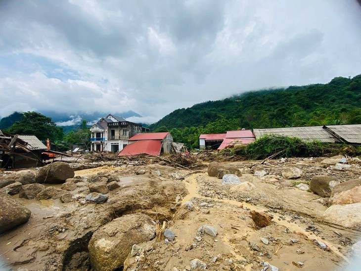 mưa lớn - Ảnh 1.