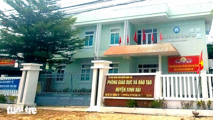 Nhà trường tham quan, dã ngoại cuối năm học bằng tiền tự đóng góp, sao bị dừng? - Ảnh 1. tham quan - Ảnh 2.