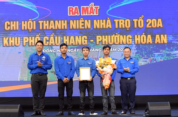 công nhân - Ảnh 3.