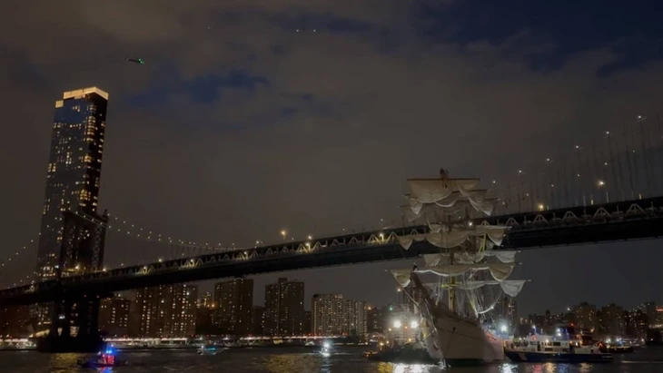 cầu Brooklyn - Ảnh 1.