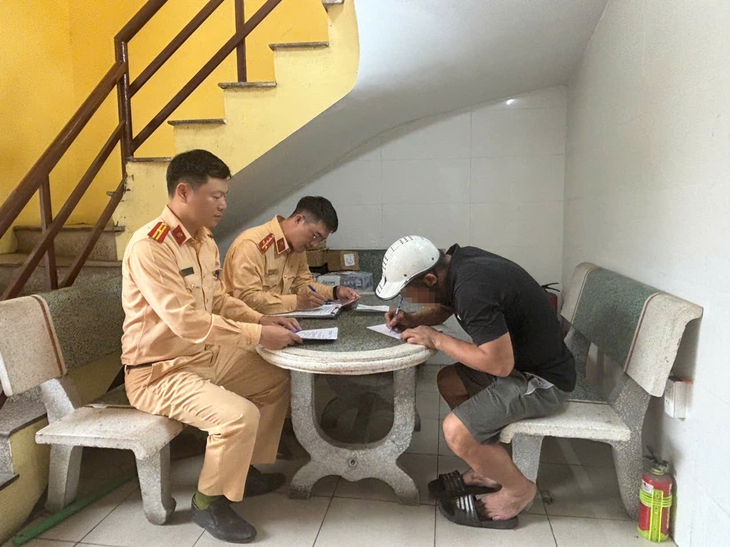 bó sắt - Ảnh 1.