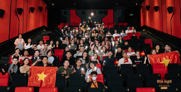 'Địa đạo' đã có bản chiếu mạng dù vẫn trụ rạp - Ảnh 1. Địa đạo - Ảnh 1.
