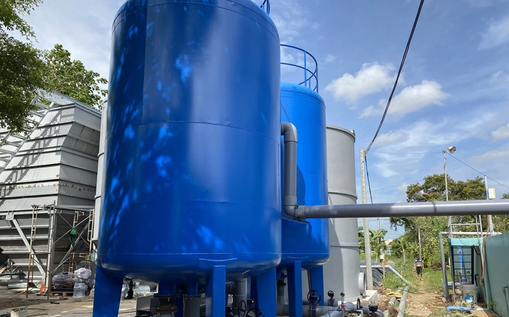 Người dân phản ánh nước sinh hoạt có bọt trắng, doanh nghiệp vào cuộc  - Ảnh 4.