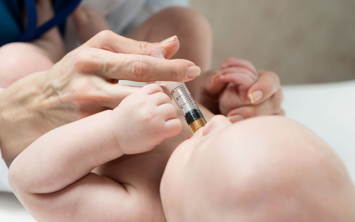 Bệnh hô hấp gia tăng, kháng kháng sinh đe dọa hiệu quả điều trị - Ảnh 2.