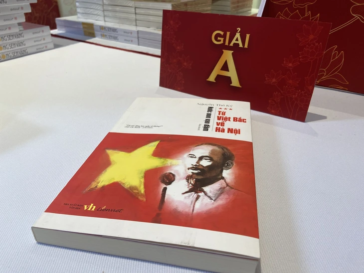 Phim tài liệu về Tổng Bí thư Nguyễn Phú Trọng, dự án ‘Tái thiết làng Nủ’ được trao giải A - Ảnh 4. làng Nủ - Ảnh 4.