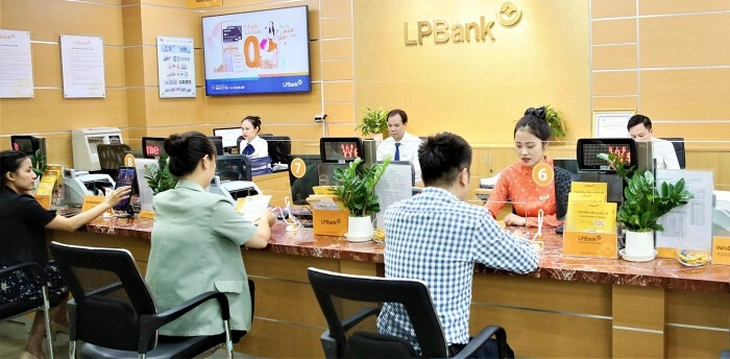 nhân sự cắt giảm - Ảnh 1.