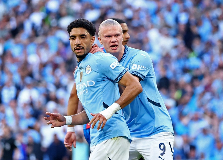 Rodri tái xuất, Man City lấy lại vị trí thứ 3 - Ảnh 1.