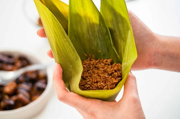 Cách làm bánh bá trạng người Hoa đón Tết Đoan Ngọ - Ảnh 3. Tết Đoan Ngọ - Ảnh 3.