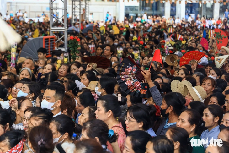 Ấn Độ Đồng ý gia hạn thời gian lưu giữ xá lợi Đức Phật tại Việt Nam - Ảnh 5. xá lợi - Ảnh 2.