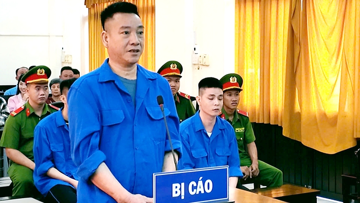 Đâm nhiều nhát làm nạn nhân tử vong, lãnh án 13 năm tù - Ảnh 1.