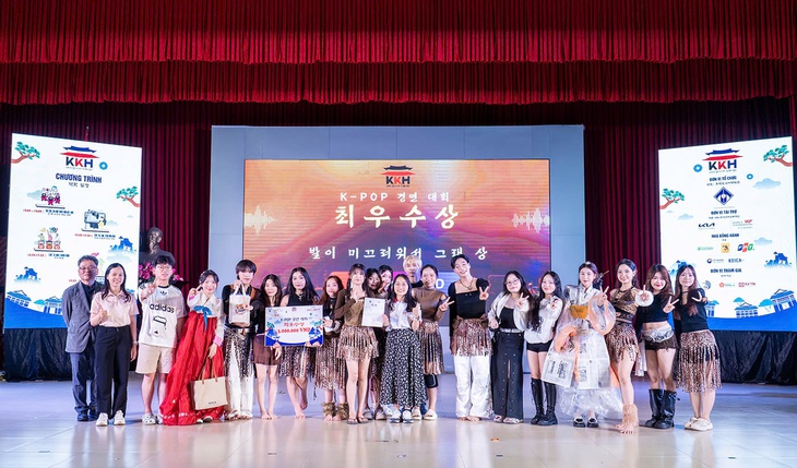 Sinh viên Đại học Duy Tân giành giải cao tại ngày hội Hàn Quốc - Ảnh 2.