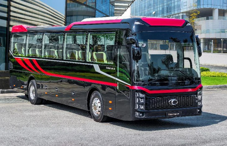 Ra mắt dòng xe bus ghế ngồi cao cấp THACO Cruizer - Ảnh 2.