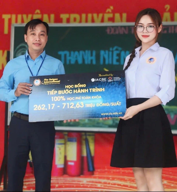 Tiếp bước hành trình - Ảnh 1.