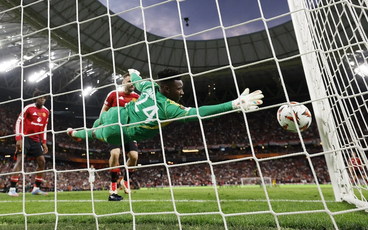 Fan Tottenham xót Son Heung Min bị thiếu huy chương Europa League - Ảnh 2.