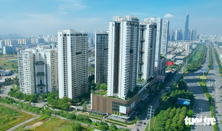 Hơn 71.000 nhà đất ở TP.HCM được gỡ vướng để cấp sổ hồng, sẽ tháo gỡ tiếp cho nhiều dự án - Ảnh 1.