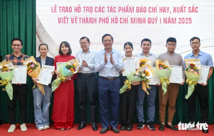 báo chí - Ảnh 6.