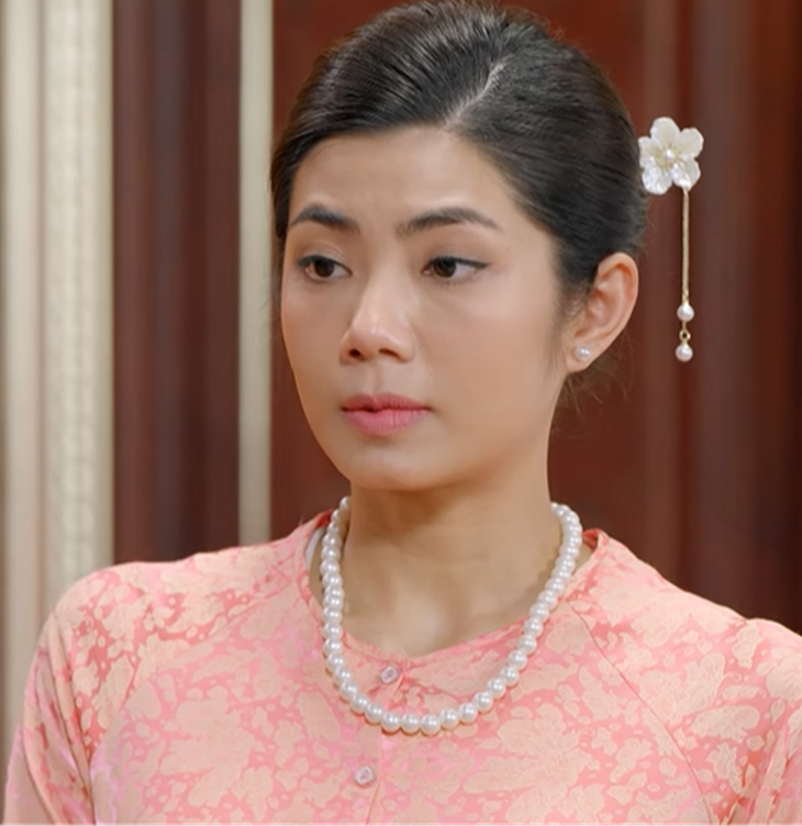 Chiếc vòng ngọc bích - Ảnh 2.