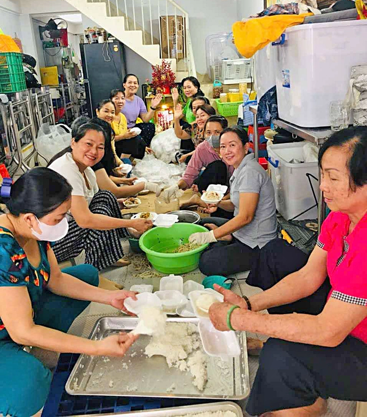Sài Gòn - TP.HCM - miền đất hứa bao phận người - Kỳ 4: Dang tay với những phận người khó khăn - Ảnh 1. miền đất hứa - Ảnh 1.