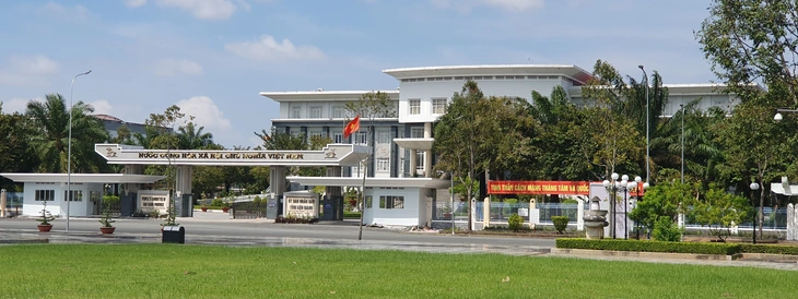 cán bộ - Ảnh 1.