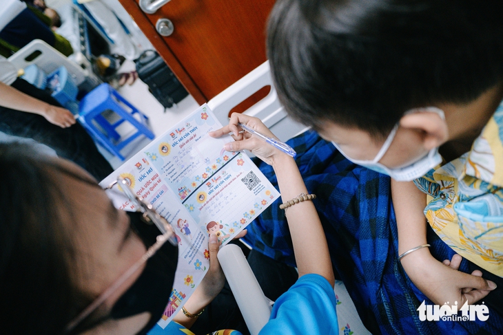 ‘Con muốn được sống tiếp… được đi làm nuôi mẹ của con’ - Ảnh 6. Ước mơ của Thúy tiếp sức bệnh nhi, lắng nghe ước mơ của từng bạn nhỏ - Ảnh 6.