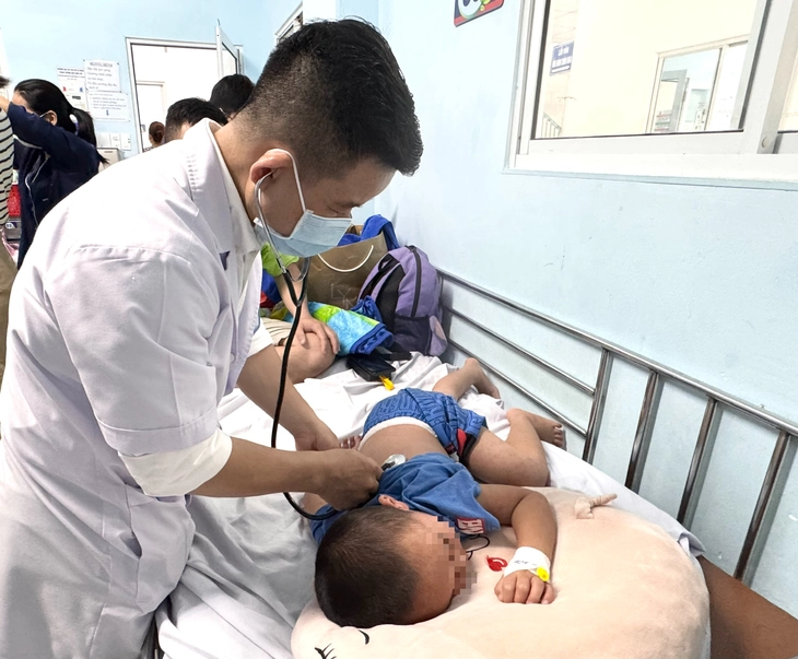 tay chân miệng - Ảnh 1.