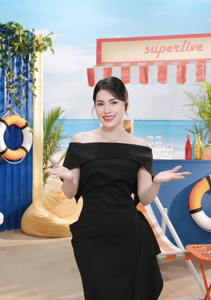 Võ Hà Linh - Ảnh 1.
