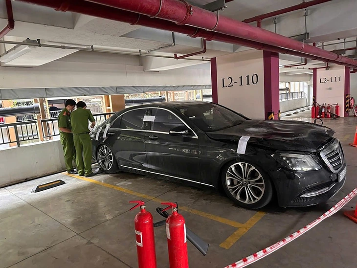 Mercedes-Benz S 450 của Duy Mạnh bị cháy ‘không phải lỗi kỹ thuật’, ca sĩ lần thứ 2 rút đơn kiện- Ảnh 2. Mercedes-Benz Việt Nam: 'Xe bị cháy không phải lỗi kỹ thuật, ca sĩ Duy Mạnh lần thứ 2 rút đơn kiện' - Ảnh 1.