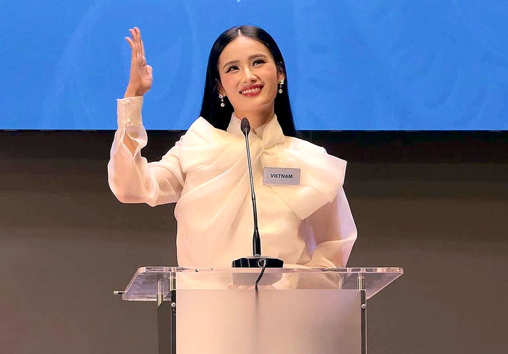 Ý Nhi trượt top 20 Miss World; Marvel hoãn hai bom tấn Avengers - Ảnh 1.