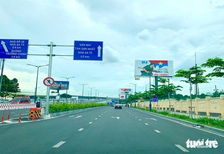 Cách đi nhà ga T3 Tân Sơn Nhất không bị 'lạc lối', nơi gửi xe, đón taxi... - Ảnh 5.