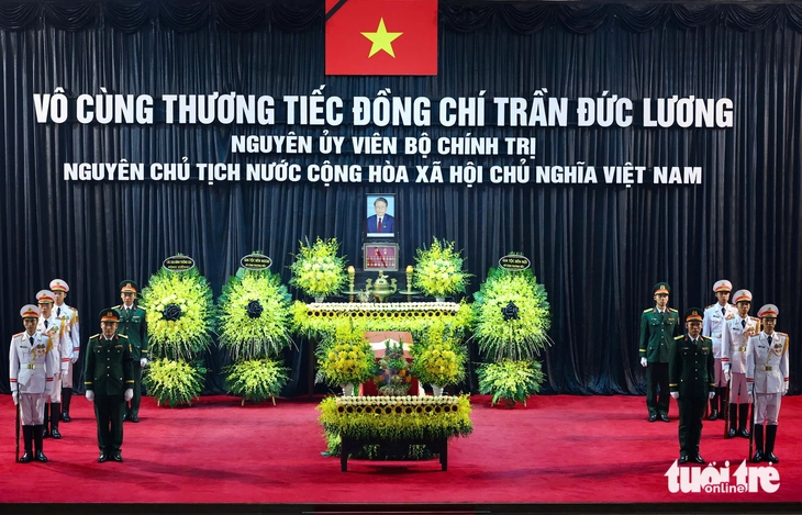 Trần Đức Lương - Ảnh 1. Trần Đức Lương - Ảnh 1.