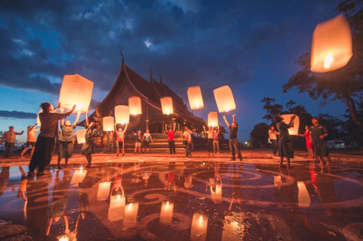 Hành trình cùng Viettourist khám phá Lào, Campuchia và Thái Lan - Ảnh 2.