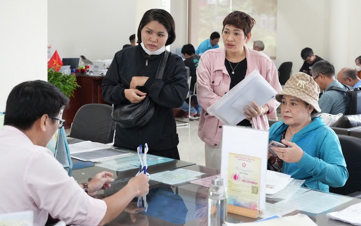 TP.HCM đề nghị doanh nghiệp nhà nước rà soát nhu cầu tuyển dụng nhân sự dôi dư  - Ảnh 2.