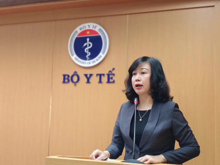 Bộ trưởng Bộ Y tế: 'Đội ngũ y bác sĩ phải được bảo vệ trong bất cứ trường hợp nào' - Ảnh 1. bộ trưởng - Ảnh 1.