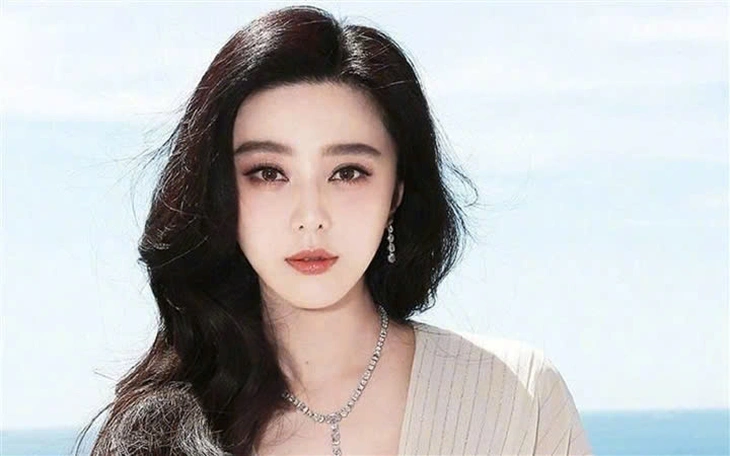 Không riêng Thùy Tiên, nhiều sao dính bê bối cũng bị các thương hiệu xa xỉ quay lưng - Ảnh 7. Không riêng Thùy Tiên, nhiều sao dính bê bối cũng bị các nhãn hàng quay lưng - Ảnh 7.