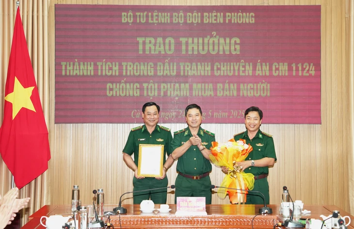 Phá đường dây bán và đưa trẻ vị thành niên qua Trung Quốc theo đường mòn - Ảnh 2.