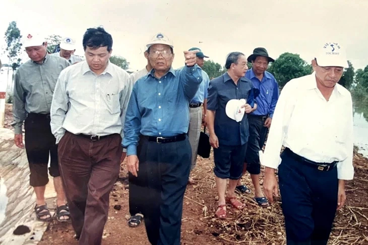 trần đức lương - Ảnh 2.