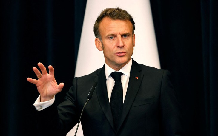 Tổng thống Pháp Macron đến Hà Nội, bắt đầu thăm cấp nhà nước Việt Nam - Ảnh 3.