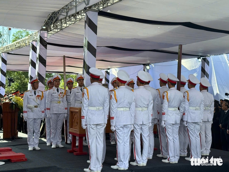 Trần Đức Lương - Ảnh 5.