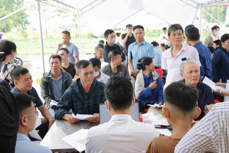 Thanh Bình An Lạc Viên bắt đầu hoàn trả gần 11 tỉ đồng cho khách hàng - Ảnh 1.