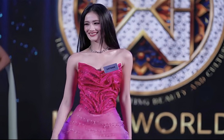 Ý Nhi - Ảnh 1.