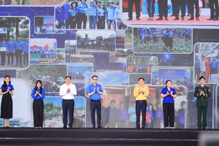 Sôi nổi ngày hội 'Thanh niên công nhân - Lan tỏa năng lượng tích cực' - Ảnh 8.