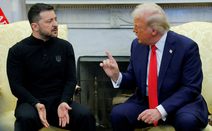 Ông Trump bực mình bị ông Zelensky chỉ trích - Ảnh 1. ông Trump - Ảnh 1.