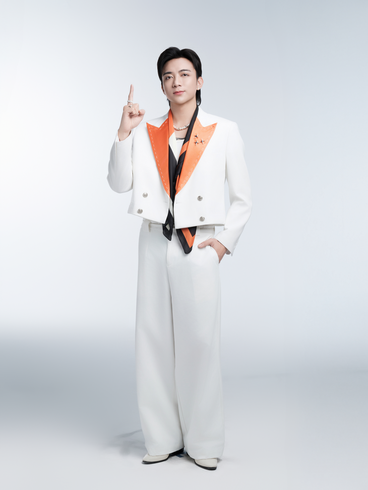 SOOBIN trở thành đại sứ thương hiệu YADEA tại Việt Nam - Ảnh 1.