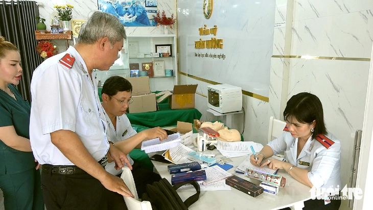 Dừng hoạt động cơ sở kinh doanh thẩm mỹ Xuân Hương ở Mỹ Tho - Ảnh 1.