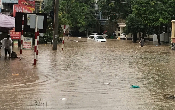 mưa lớn - Ảnh 1.