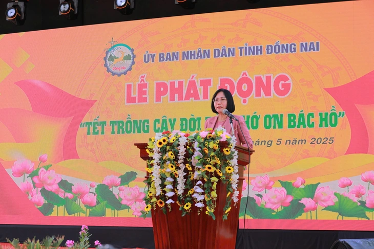 C.P. Việt Nam nhận bằng khen vì đóng góp bền vững - Ảnh 1.