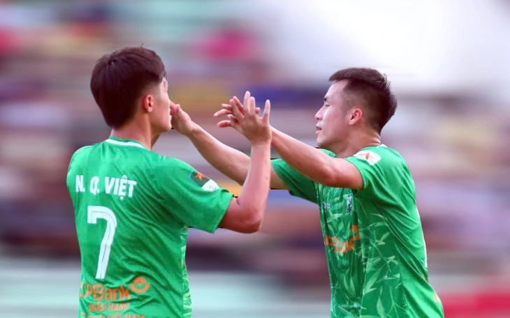 Ninh Bình khiến Bình Phước chưa thể chạm tay vào vé play-off - Ảnh 2.